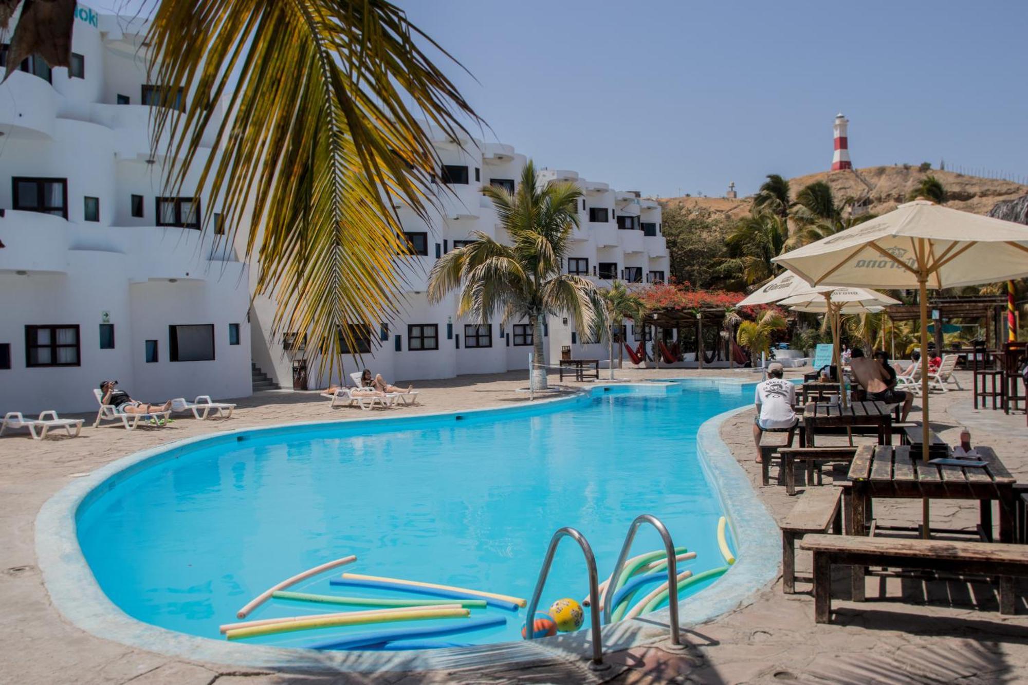 Loki Del Mar Hostel มันโกรา ภายนอก รูปภาพ