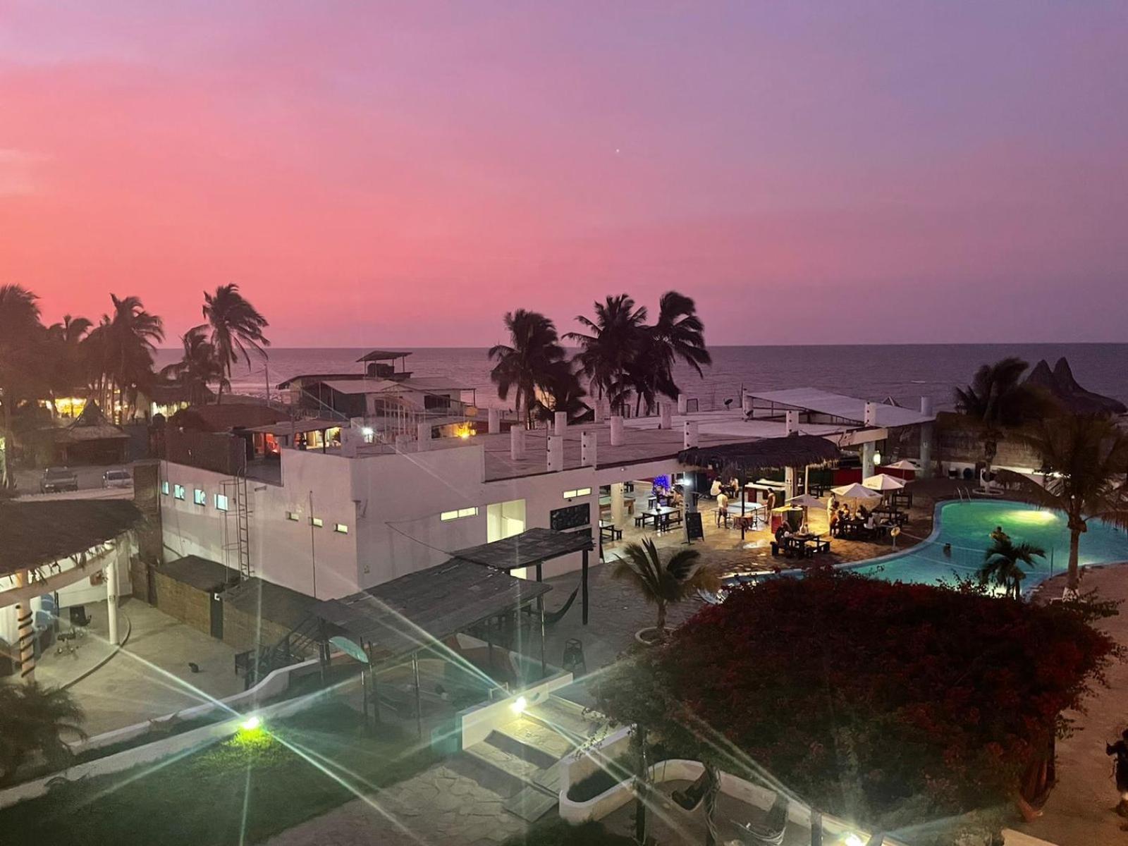 Loki Del Mar Hostel มันโกรา ภายนอก รูปภาพ