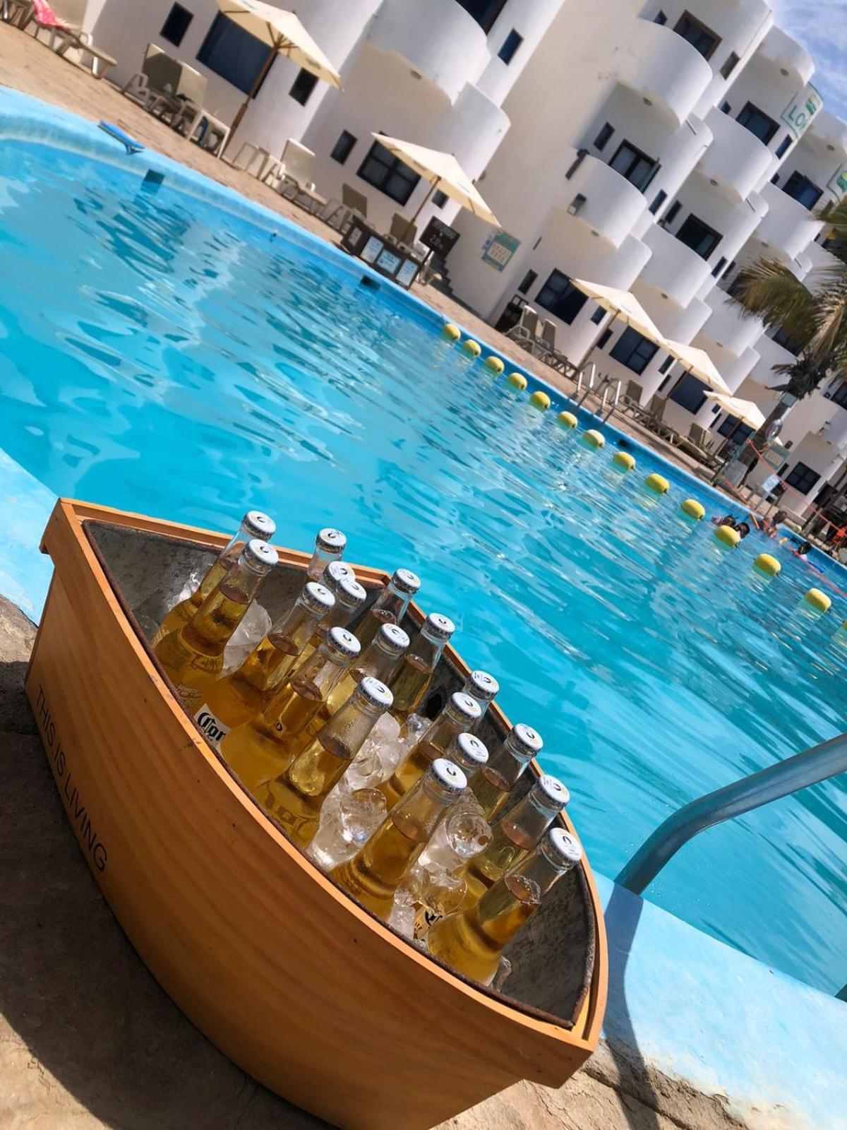Loki Del Mar Hostel มันโกรา ภายนอก รูปภาพ