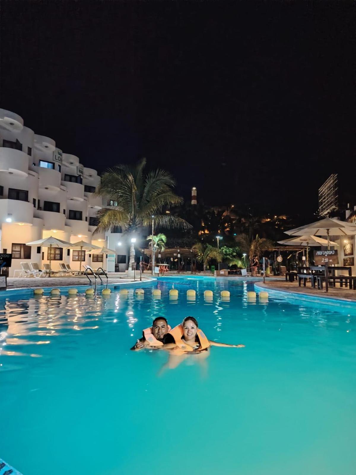 Loki Del Mar Hostel มันโกรา ภายนอก รูปภาพ