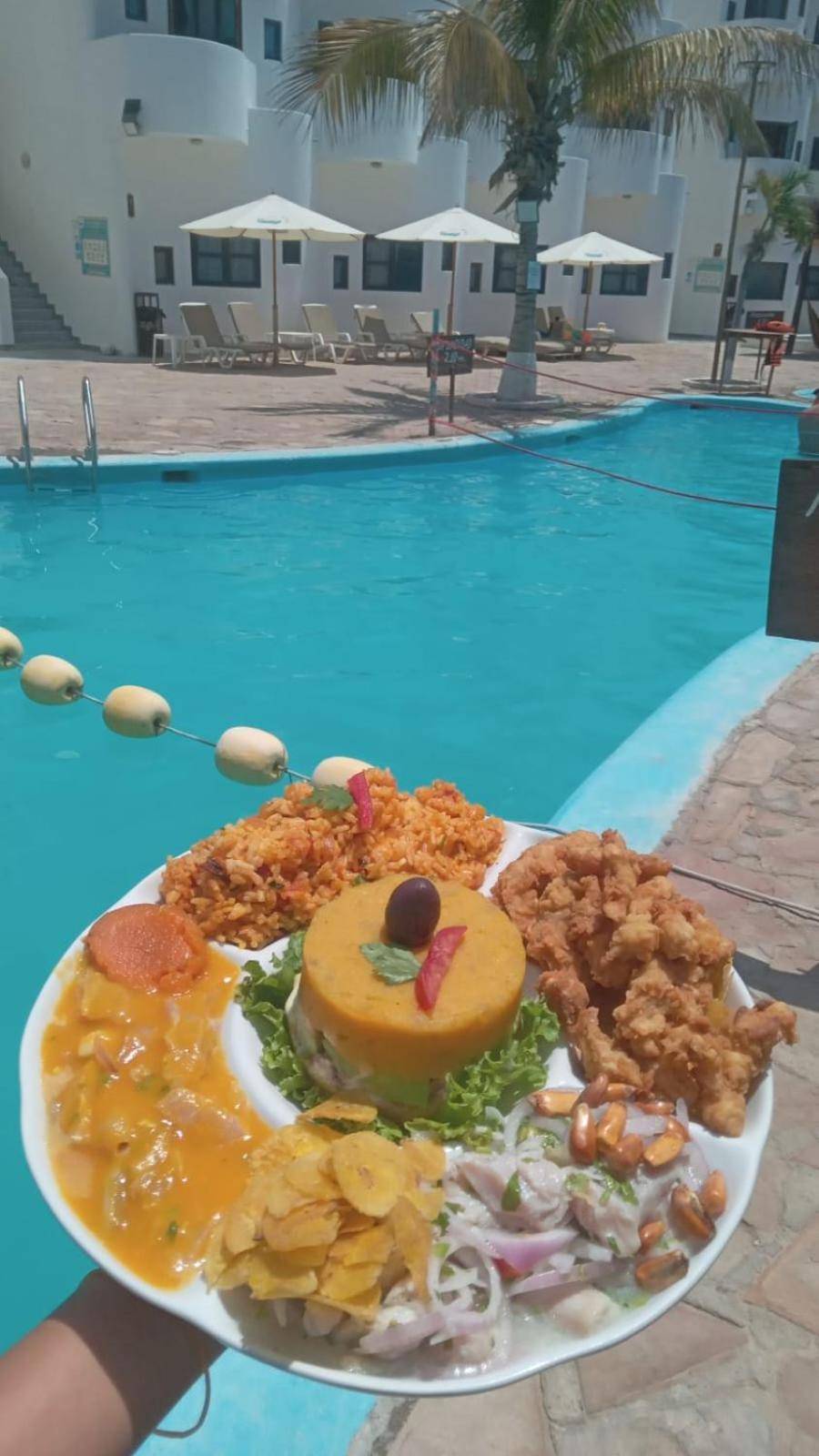 Loki Del Mar Hostel มันโกรา ภายนอก รูปภาพ