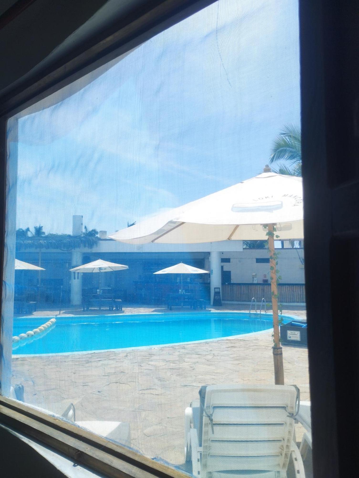 Loki Del Mar Hostel มันโกรา ภายนอก รูปภาพ