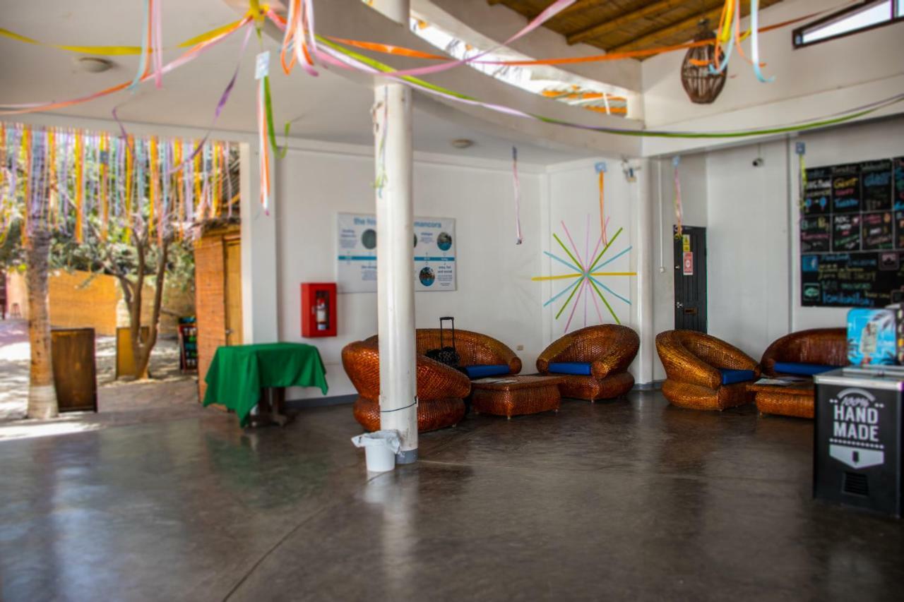Loki Del Mar Hostel มันโกรา ภายนอก รูปภาพ